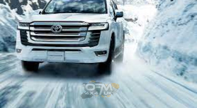 The Unstoppable: Toyota Land Cruiser 300's Supreme Off-Road Capability