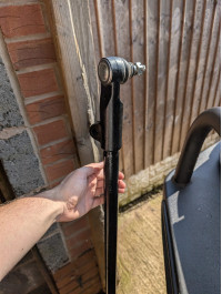 Installation of Febest Steering Tie Rod on a 2005 Nissan Patrol LWB. Credit: Photos by Ovidiu