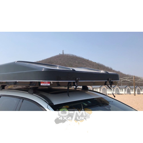 DT Adventure Extreme Hard Shell Rooftop Tent v2