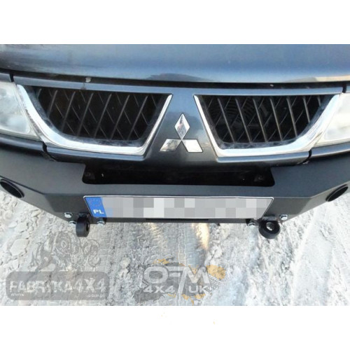 Fabryka 4x4 Front Bumper Mitsubishi Pajero Sport 2000–2008 Fabryka 4x4 Front Bumper Mitsubishi Pajero Sport 2000–2008