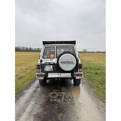 IOD Performance Aluminium Roof Rack for Nissan Patrol Y60 LWB IOD Performance Aluminium Roof Rack for Nissan Patrol Y60 LWB