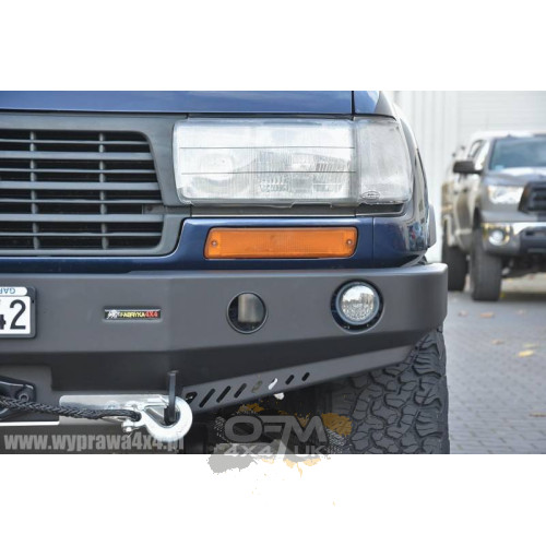 Front Aluminium Winch Bumper Toyota Land Cruiser J80 (1989–1998) – Fabryka 4x4 Lightweight