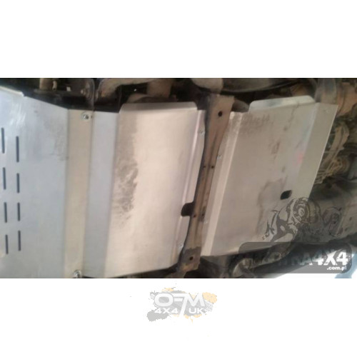 Fabryka 4x4 Gearbox Guard for Mitsubishi Pajero Iii 1999-2006 Auto