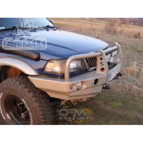 Fabryka 4x4 Front Bumper With Bullbar Mitsubishi Pajero Sport 96-00