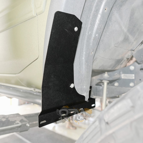 Superior Engineering Front Mudflap Bracket Kit Nissan Patrol GU Y61 Series 1–3 OEM Flares