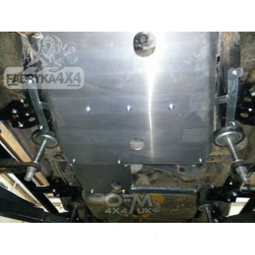 Fabryka 4x4 Aluminium Gearbox Guard for Toyota Land Cruiser 100 J100 Diesel Manual 1998–2007 – 6mm