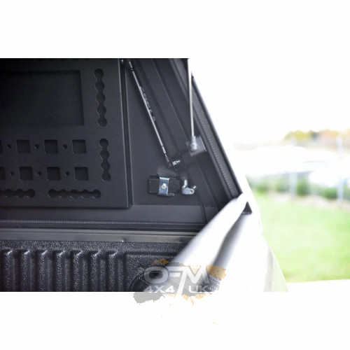 Aluminium Hardtop Toyota Hilux (2005-Onwards) – Fabryka 4x4